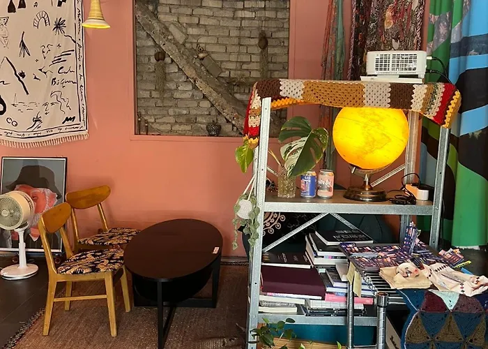 Hongdae Arex Dmc역도보5분 게스트하우스